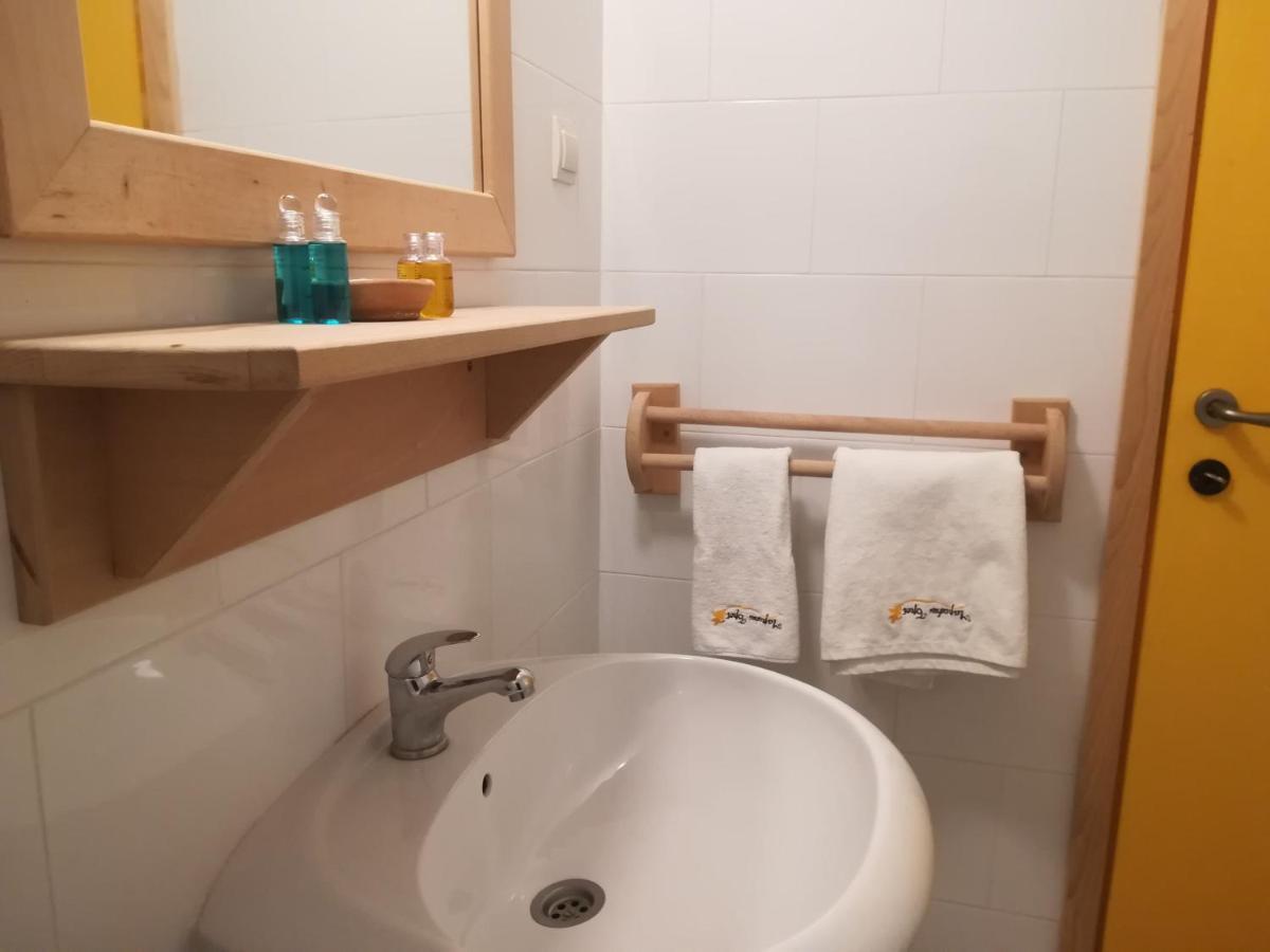 Carobni Breg 호텔 모크라 고라 외부 사진